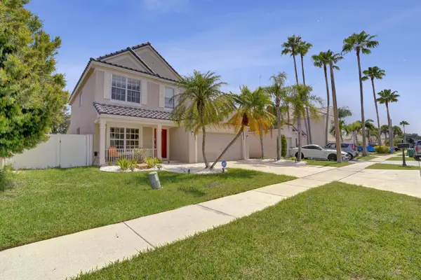5884 N Plum Bay Parkway, Tamarac, FL 33321