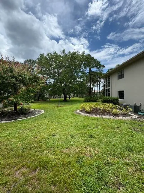 33 Lake Vista Trail #104, Port Saint Lucie, FL 34952 - #2