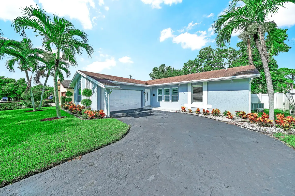 724 Avenue Chaumont, Delray Beach, FL 33445 - #1