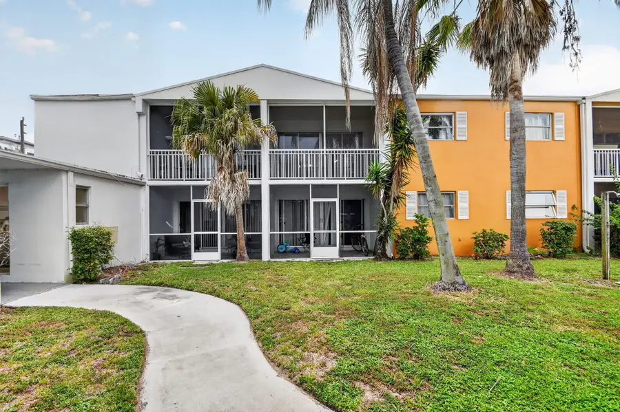1505 Crescent Circle #B24, Lake Park, FL 33403 - #2