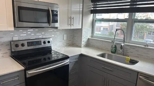 2251 NW 41st Avenue #210, Lauderhill, FL 33313