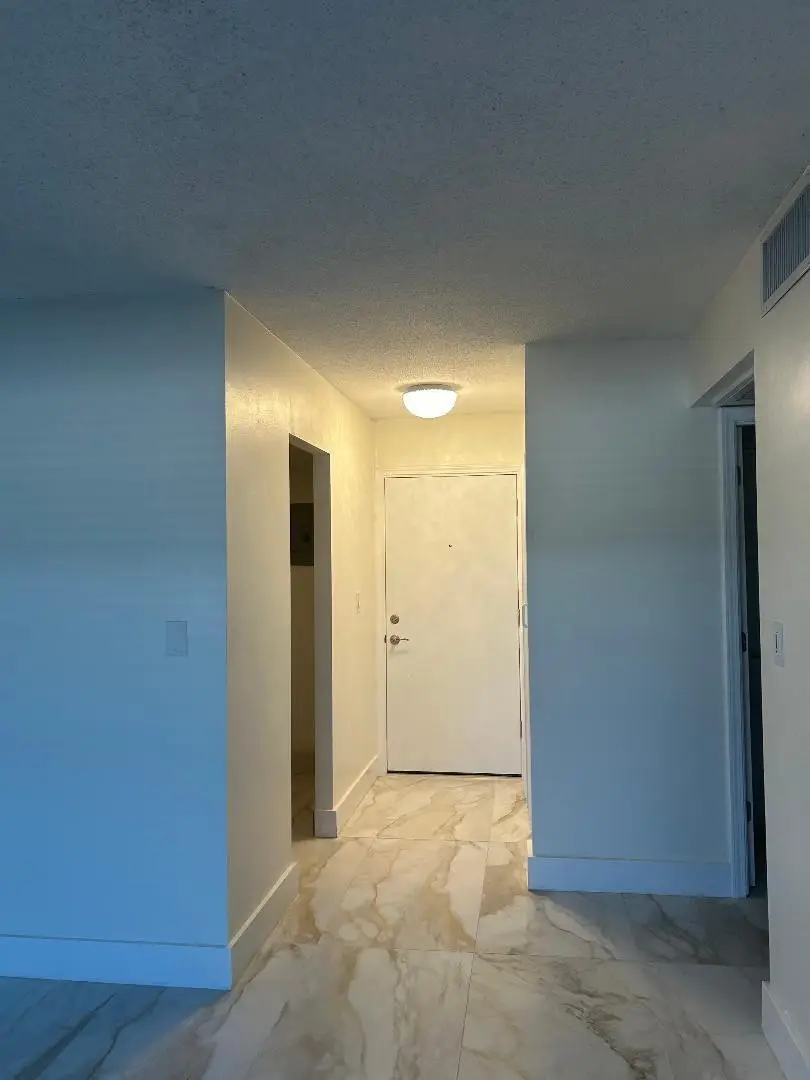 550 Bayshore Drive #102, Fort Lauderdale, FL 33304 - #2