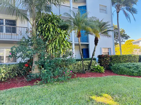 800 SW 125th Way #112O, Pembroke Pines, FL 33027
