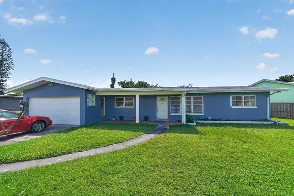 113 W Arbor Avenue, Port St Lucie, FL 34952