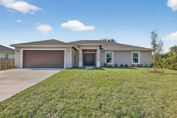 2060 SW Morelia Lane, Port St Lucie, FL 34953