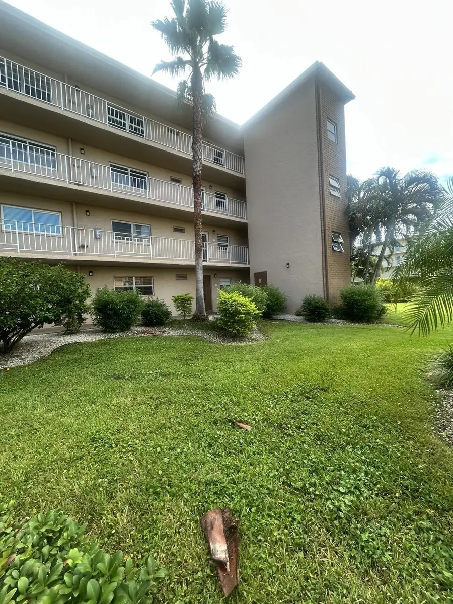 300 NE 26th Avenue #113, Boynton Beach, FL 33435 - #2