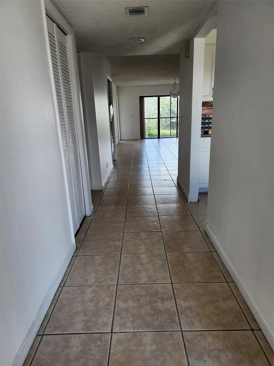 390 Racquet Club Road, Weston, FL 33326 - #3