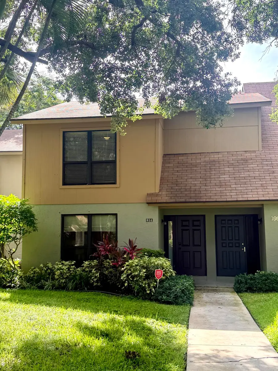 814 Sandtree Drive, Palm Beach Gardens, FL 33403 - #2