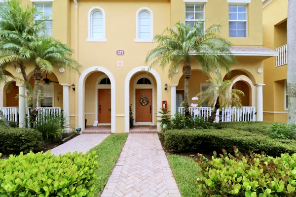 127 Seagrape Drive, Jupiter, FL 33458