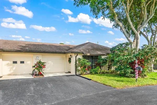 4863 Hawkwood Road #B, Boynton Beach, FL 33436