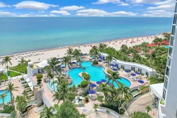 18001 Collins Avenue #2609, Sunny Isles Beach, FL 33160