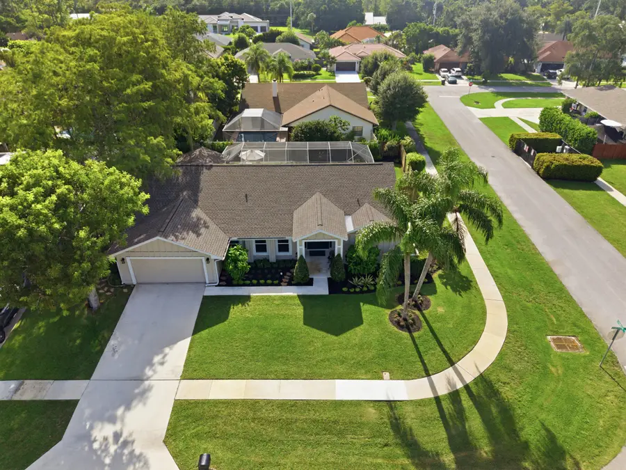 805 Daffodil Drive, Wellington, FL 33414 - #3
