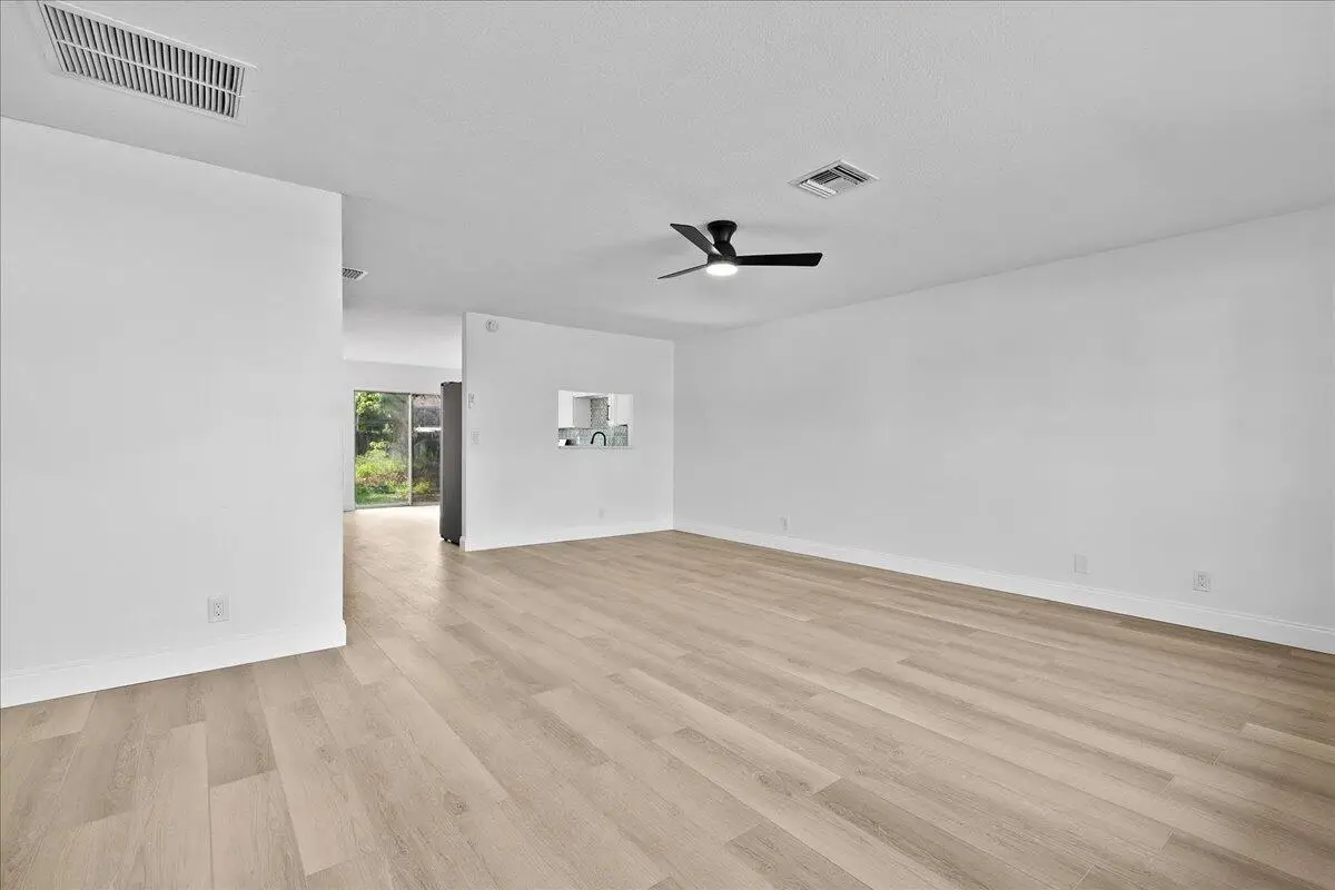 7406 Willow Spring Circle N, Boynton Beach, FL 33436 - #1