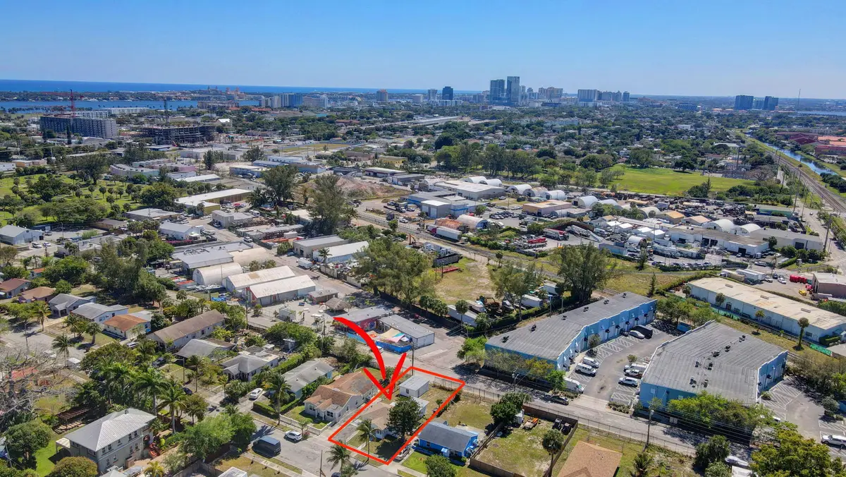 950 29th Street, West Palm Beach, FL 33407 - #1