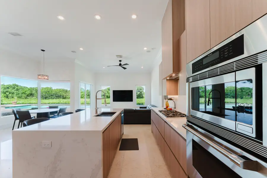 4197 Finishline Terrace, Davie, FL 33330 - #2