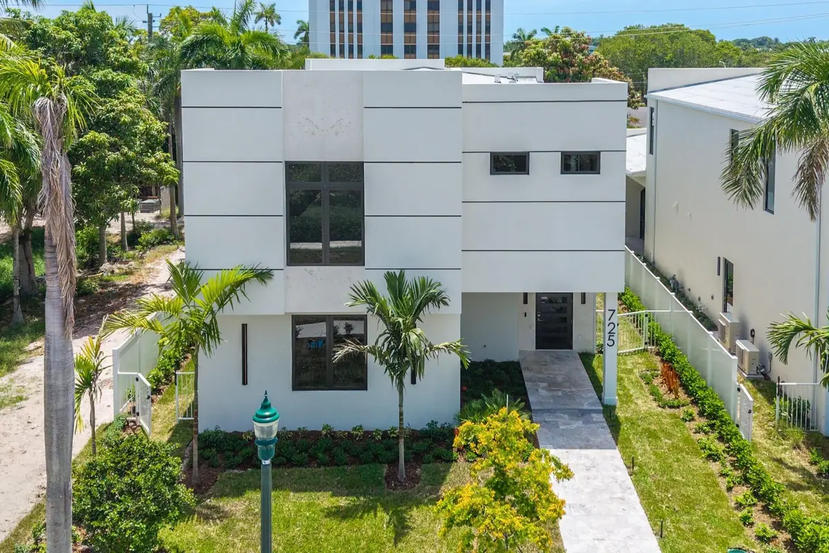 731 SE 4th Avenue, Delray Beach, FL 33483 - #1