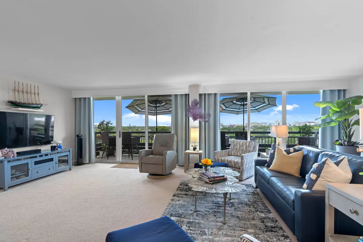 555 NW 4th Avenue #Apt 501, Boca Raton, FL 33432 - #1