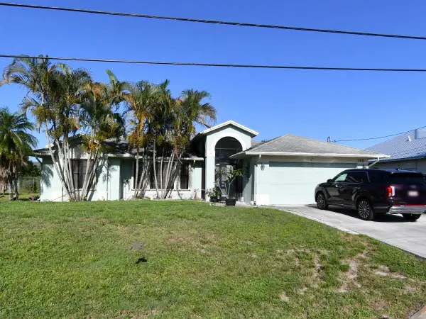 3071 SE Galt Circle, Port St Lucie, FL 34984