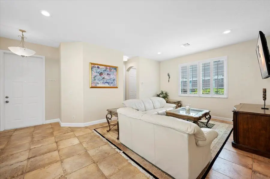 513 Tomahawk Court, Palm Beach Gardens, FL 33410 - #2