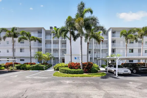 689 NE 6th Court #4030, Boynton Beach, FL 33435