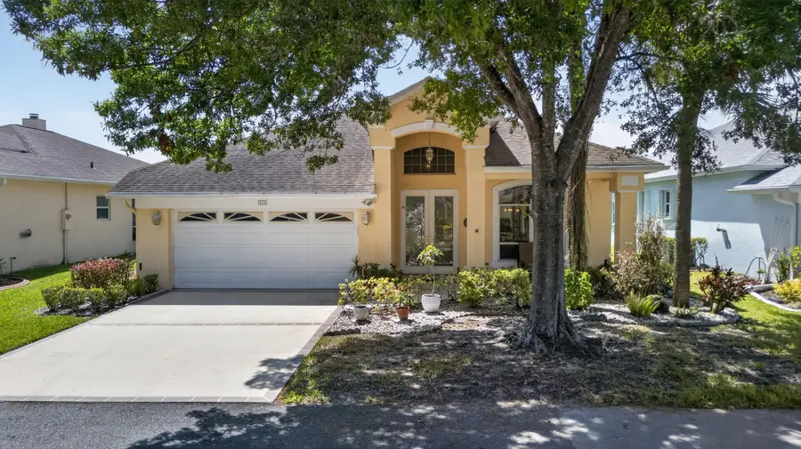 562 NW Lambrusco Drive, Port Saint Lucie, FL 34986 - #2