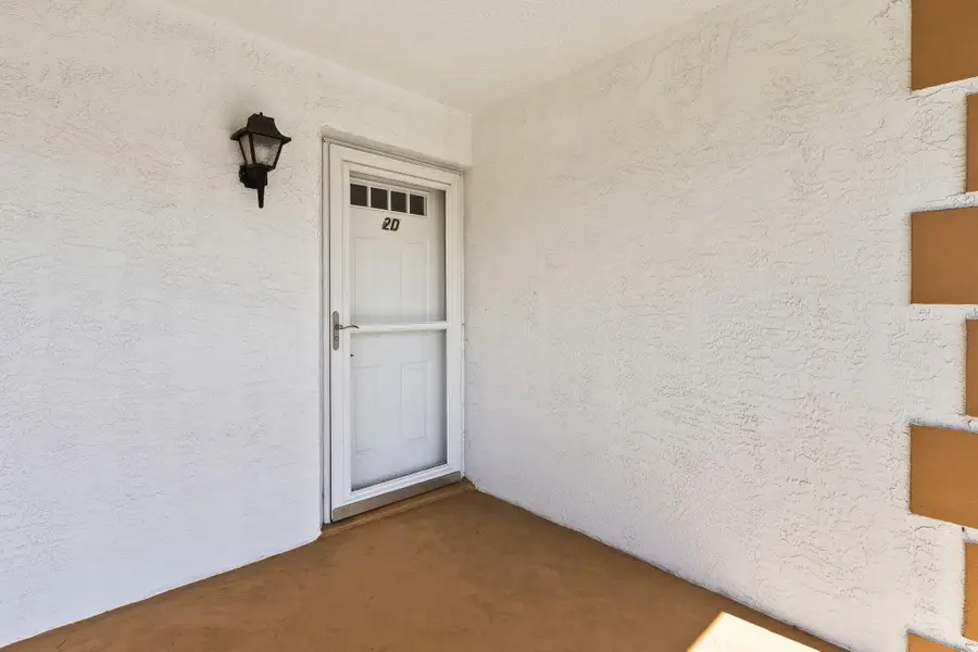 533 S Lakes End Drive #D2, Fort Pierce, FL 34982 - #2
