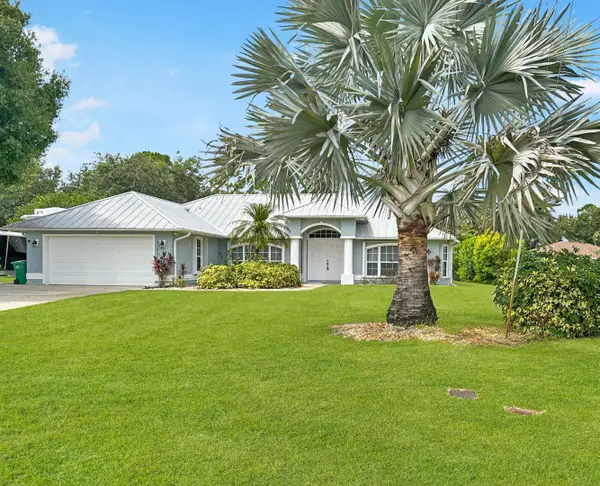 4105 Smokey Pines Court, Fort Pierce, FL 34951