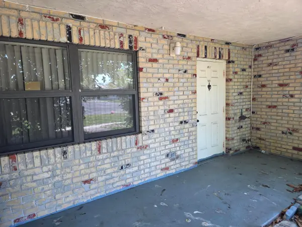 4917 Freedom Circle, Lake Worth, FL 33461