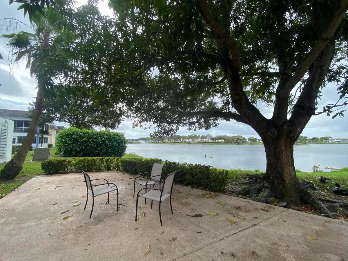 68 Stratford E, West Palm Beach, FL 33417 - #1
