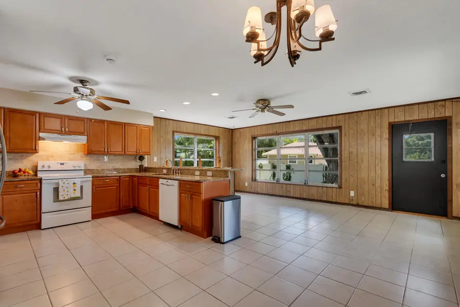 5605 38th Street, Vero Beach, FL 32966 - #2