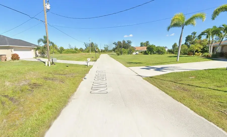 815 NW 28th Place, Cape Coral, FL 33993 - #3