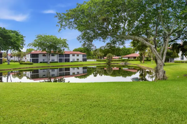 9232 Pecky Cypress Lane #2G, Boca Raton, FL 33428