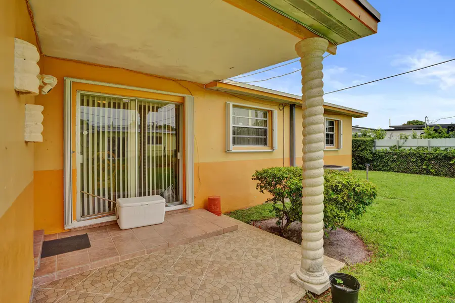 18800 NW 43rd Avenue, Miami Gardens, FL 33055 - #2
