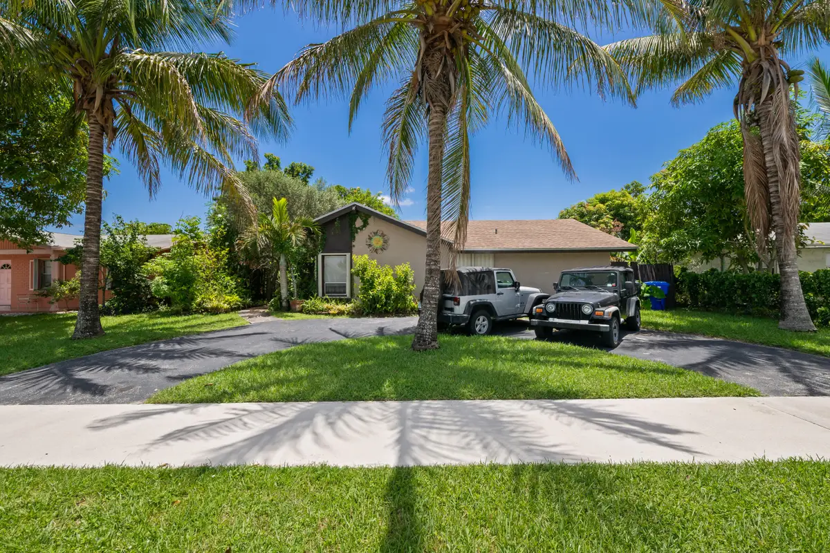 8210 SW 4th Place, North Lauderdale, FL 33068 - #1