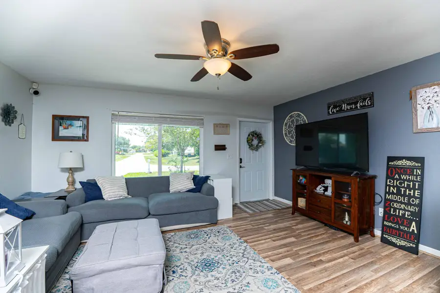 286 SW Kentwood Road, Port Saint Lucie, FL 34953 - #2