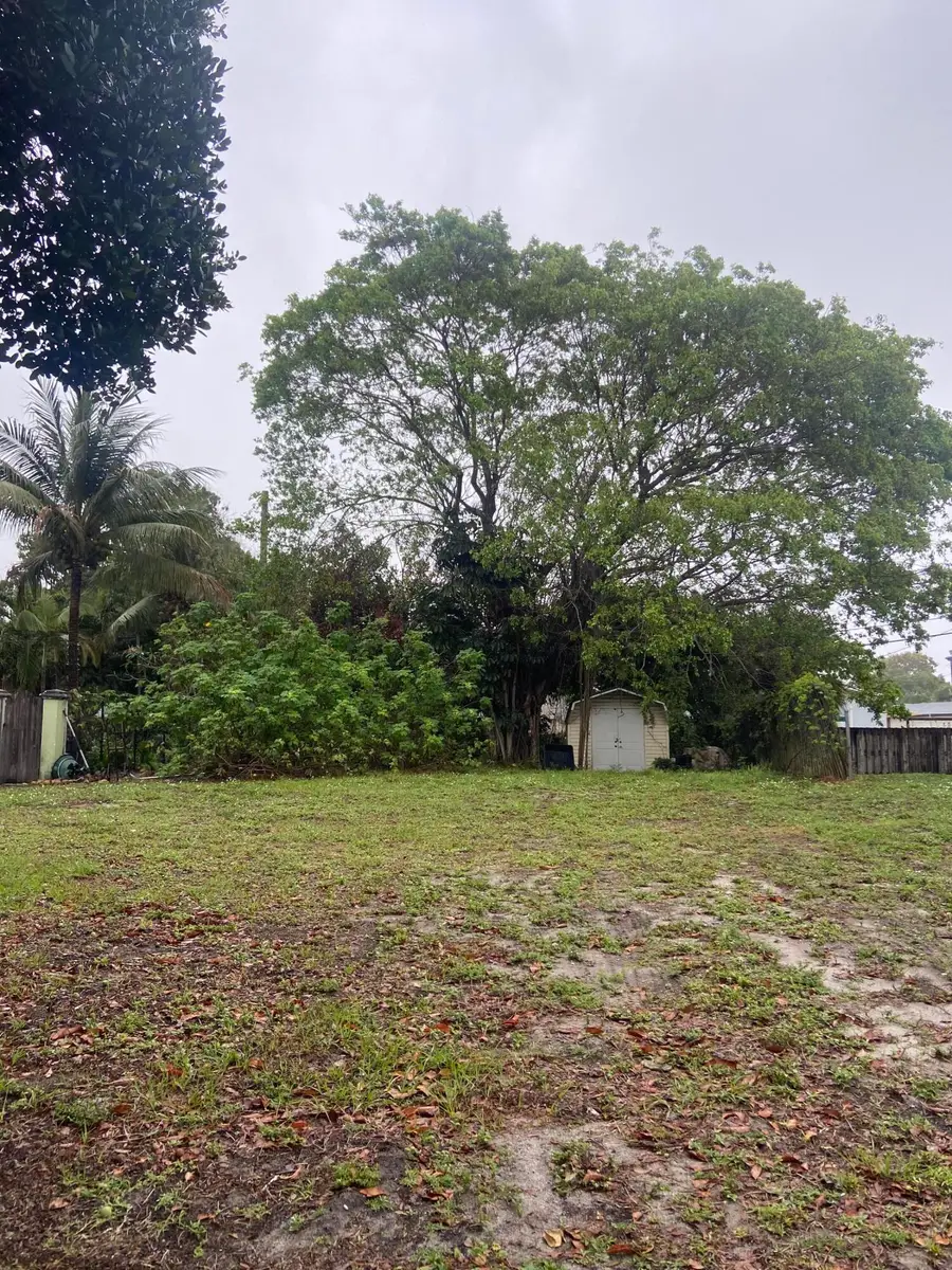 212 NE 14th Avenue, Pompano Beach, FL 33060 - #2