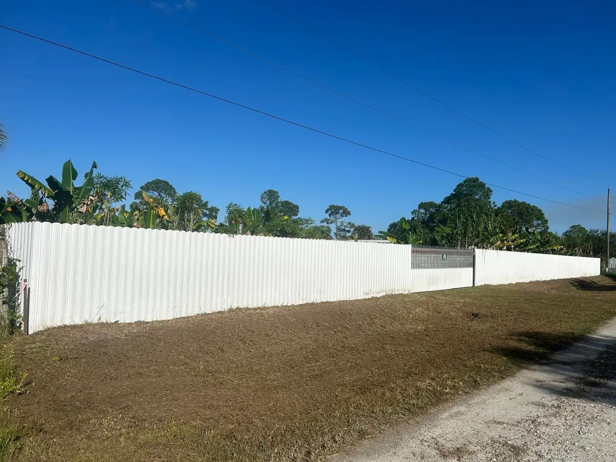 460 S Sendero Street S, Clewiston, FL 33440 - #1