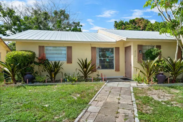 3117 SE Clayton Street #17-19, Stuart, FL 34997