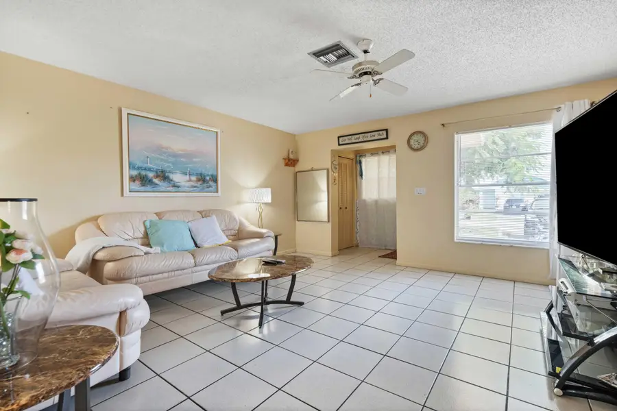 3117 SE Clayton Street #17-19, Stuart, FL 34997 - #3