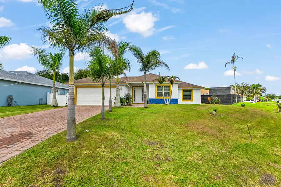 2194 SW Salmon Road, Port Saint Lucie, FL 34953 - #2