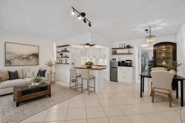 290 Oakridge Q #290, Deerfield Beach, FL 33442