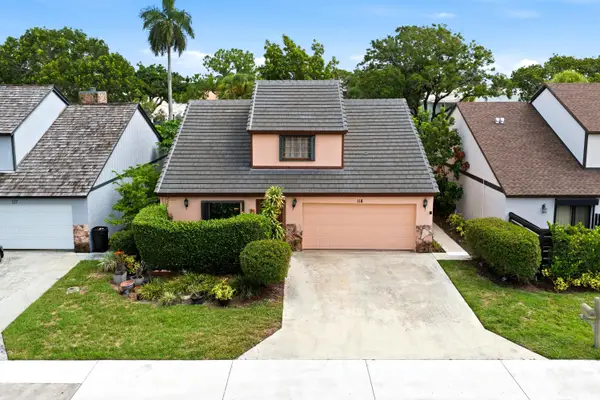 118 Beaumont Lane, Palm Beach Gardens, FL 33410