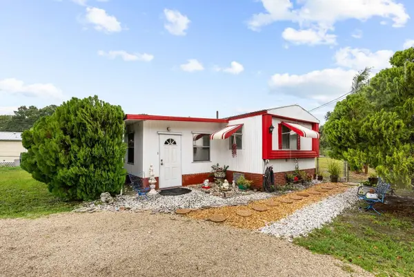 5985 SE 94th Trail, Okeechobee, FL 34974