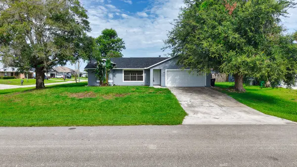 4690 SW Quezon Street, Port St Lucie, FL 34953