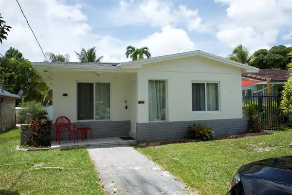 11150 Peachtree Drive, Miami, FL 33161