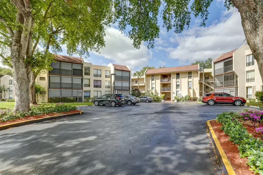 6751 N University Drive #302, Tamarac, FL 33321 - #3