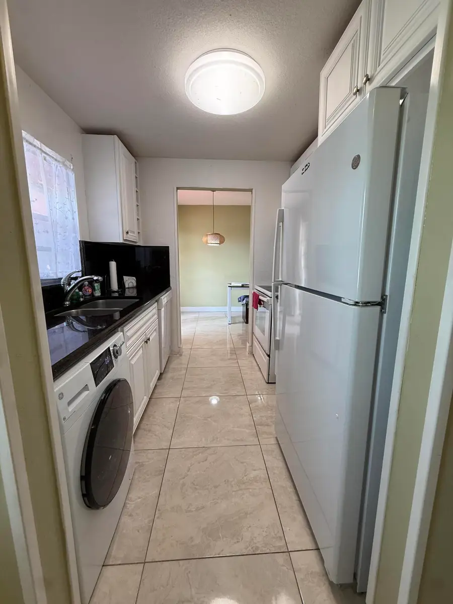 22 Golfs Edge #B, West Palm Beach, FL 33417 - #3