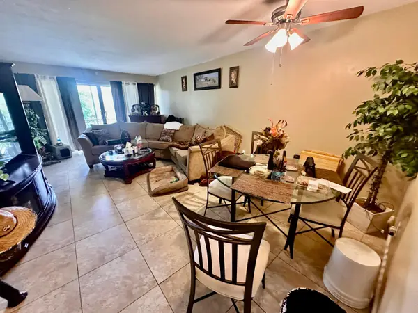 1505 Crescent Circle #A12, Lake Park, FL 33403