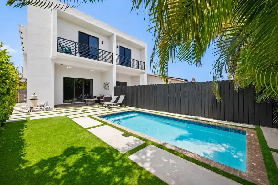 3090 SW 17th Street, Miami, FL 33145 - #2