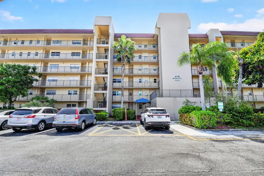3590 Via Poinciana #311, Lake Worth, FL 33467 - #2